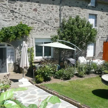 Maison De Charme Proche Super-lioran Avec Jardin, Terrasse Et Parking Privatif - Fr-1-742-39 Feriehus *